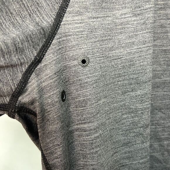 Level Wear Gray Indiana Hoosiers 1/4 zip hooded shirt size XL EUC - Picture 7 of 11